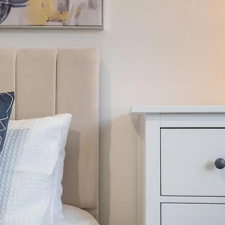 Chapel Allerton Retreat For Families Parking - Pass The Keys Leeds (West Yorkshire)