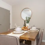 Chapel Allerton Retreat For Families Parking - Pass The Keys Leeds (West Yorkshire)