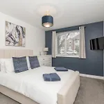 Chapel Allerton Retreat For Families Parking - Pass The Keys
