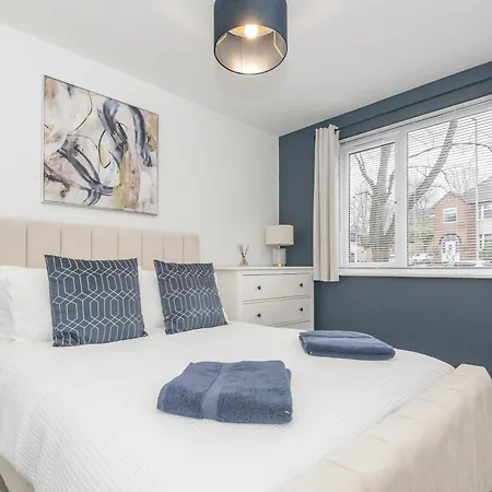 Апартаменти Chapel Allerton Retreat For Families Parking - Pass The Keys