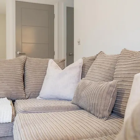 Chapel Allerton Retreat For Families Parking - Pass The Keys דירה לידס