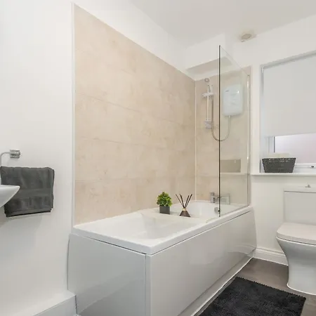 Chapel Allerton Retreat For Families Parking - Pass The Keys דירה