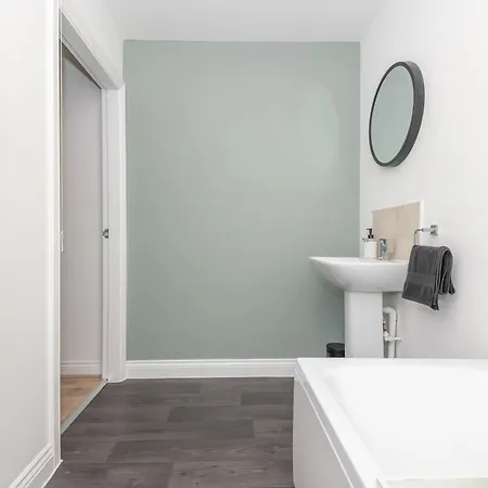 Chapel Allerton Retreat For Families Parking - Pass The Keys Leeds (West Yorkshire)