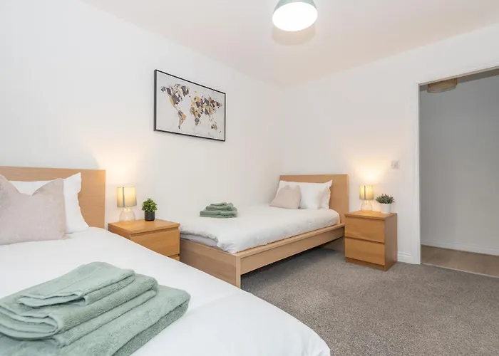 Apartment Chapel Allerton Retreat For Families Parking - Pass The Keys